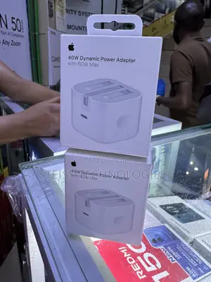 40w iPhone 17pro Max Power Adapter