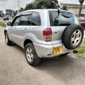 Toyota RAV4 Automatic 2004 Silver