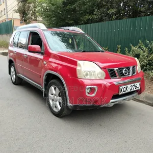 Nissan X-Trail 2.0 Petrol XE 2010 Red