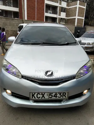 Toyota Wish 2012 Silver