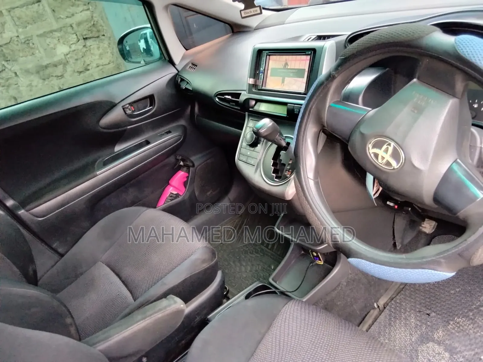 Toyota Wish 2012 Silver