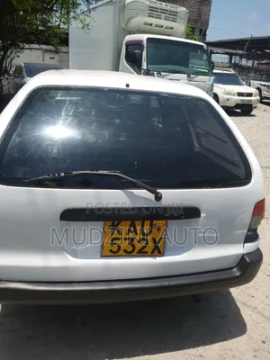 Toyota Corolla 2001 White