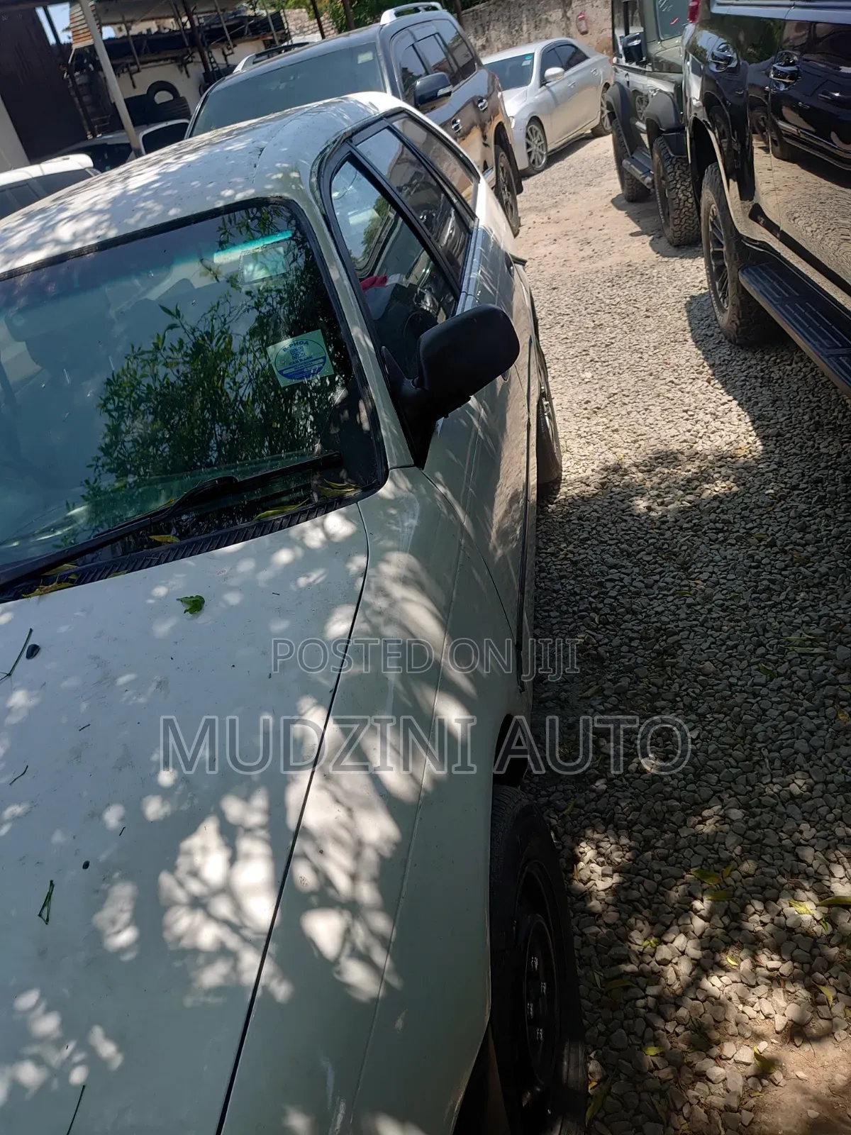 Toyota Corolla 2001 White