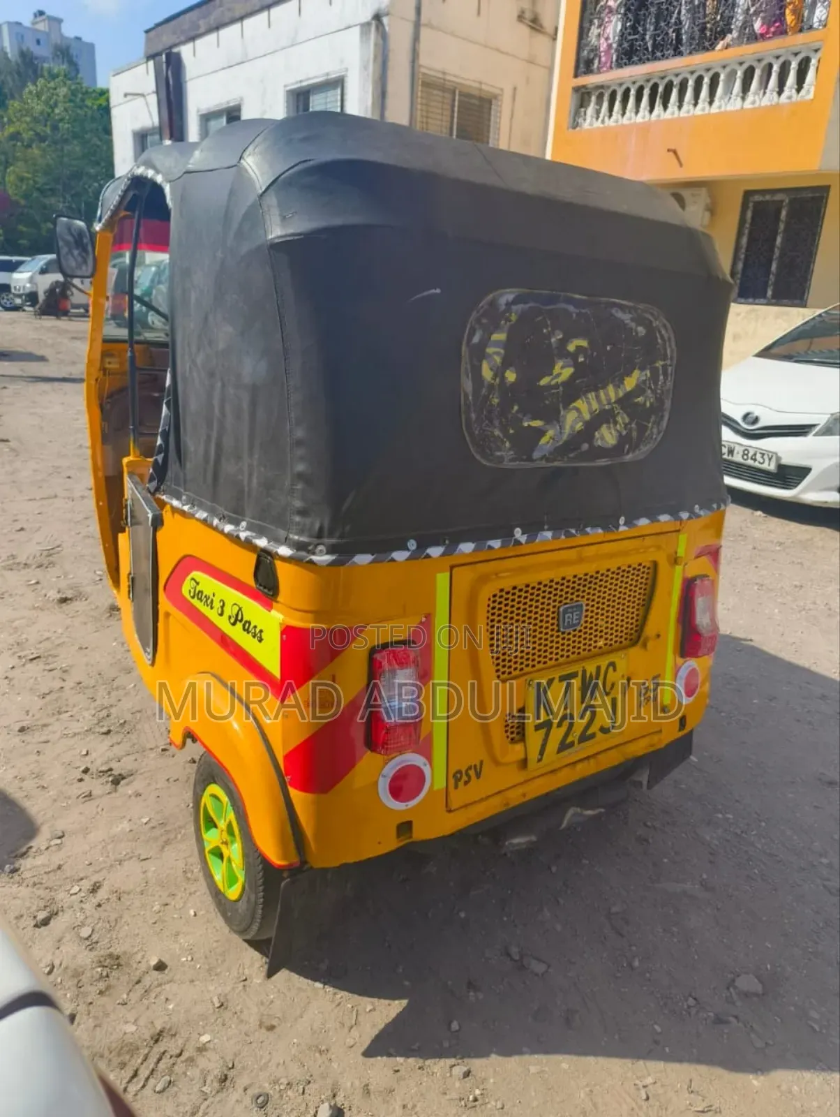 Bajaj RE 2023 Yellow