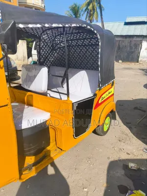Bajaj RE 2023 Yellow