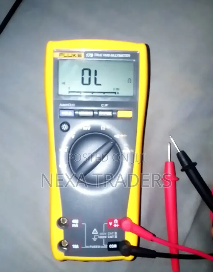 Fluke 179 True RMS Multimeter.
