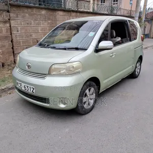 Toyota Porte 1.5 FWD 2008 Green