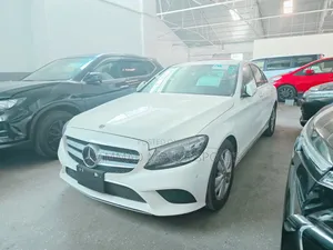 Mercedes-Benz C200 2019 White