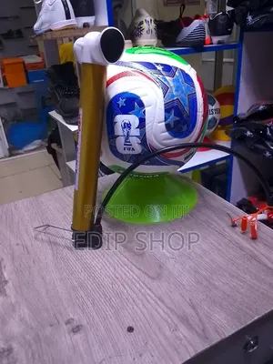 Trionda Soccer Ball With a Free Gift of Hand Pump