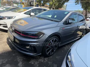 Volkswagen Polo 2019 Gray
