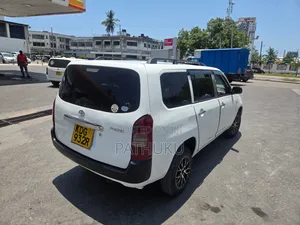 Toyota Probox 2014 White