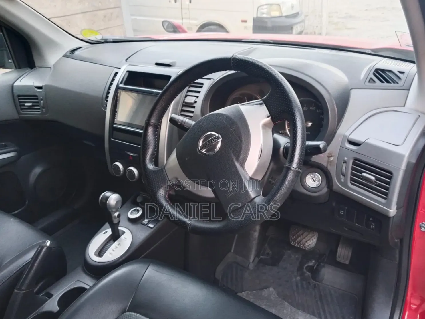 Nissan X-Trail 2009 Red