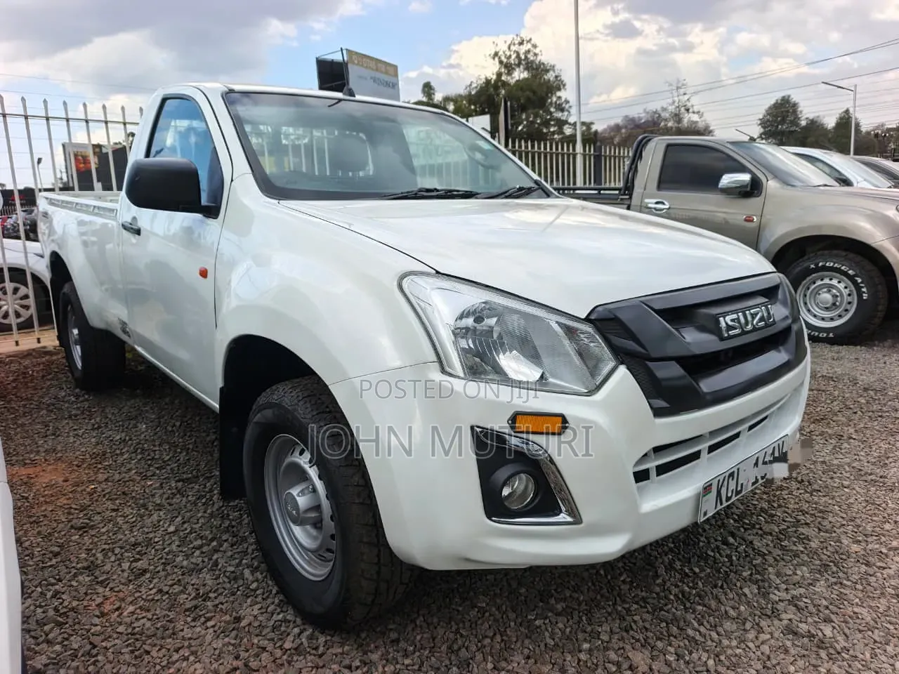 Isuzu D-MAX 2017 White