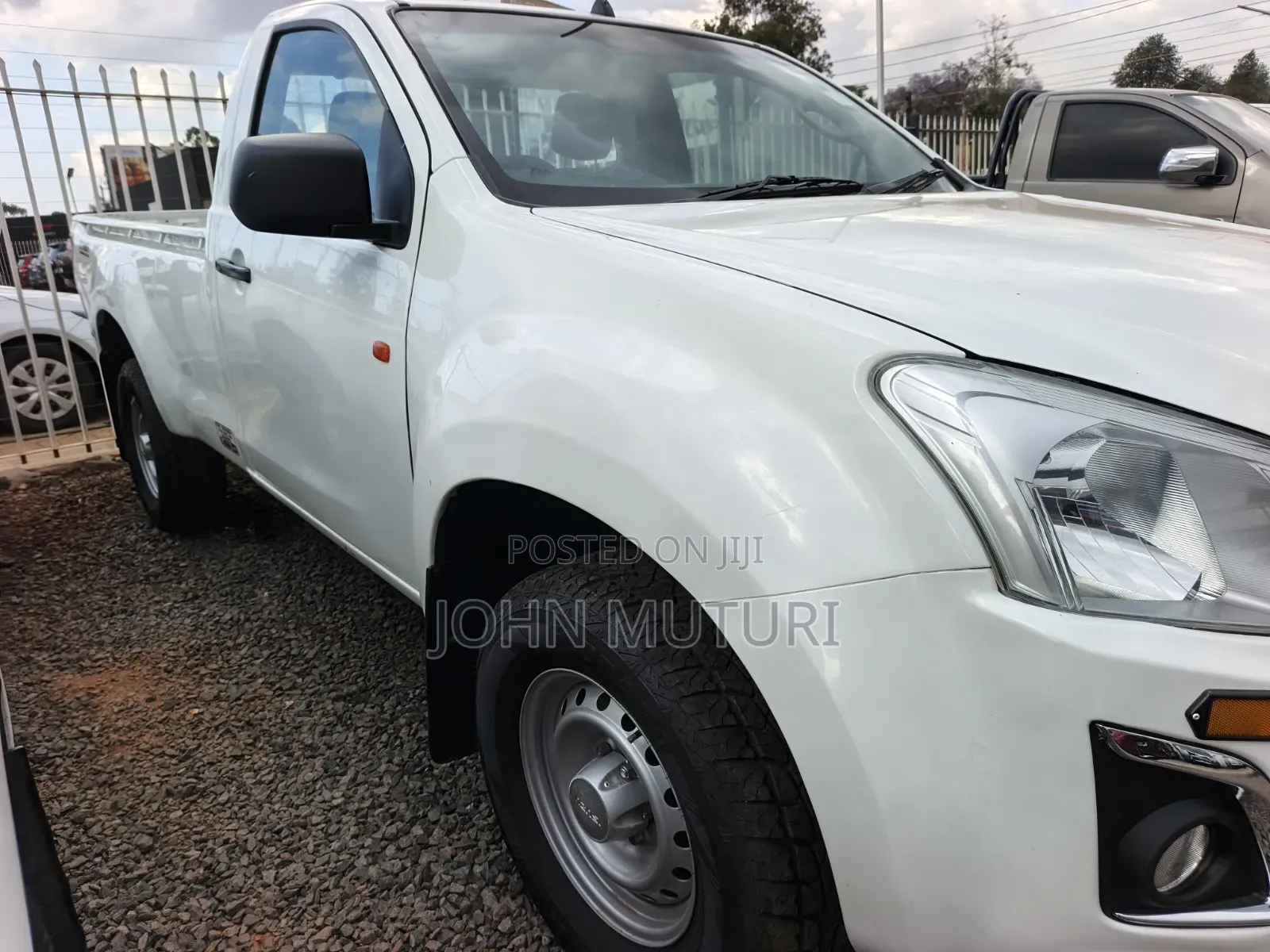 Isuzu D-MAX 2017 White