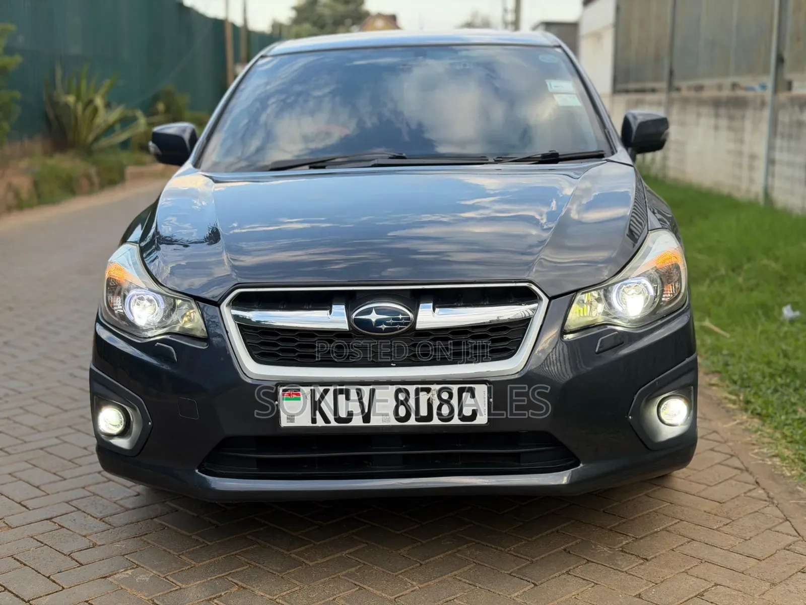 Subaru Impreza 2.0i Hatchback 2012 Gray