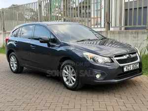 Subaru Impreza 2.0i Hatchback 2012 Gray