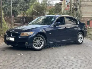 BMW 320i 2012 Blue