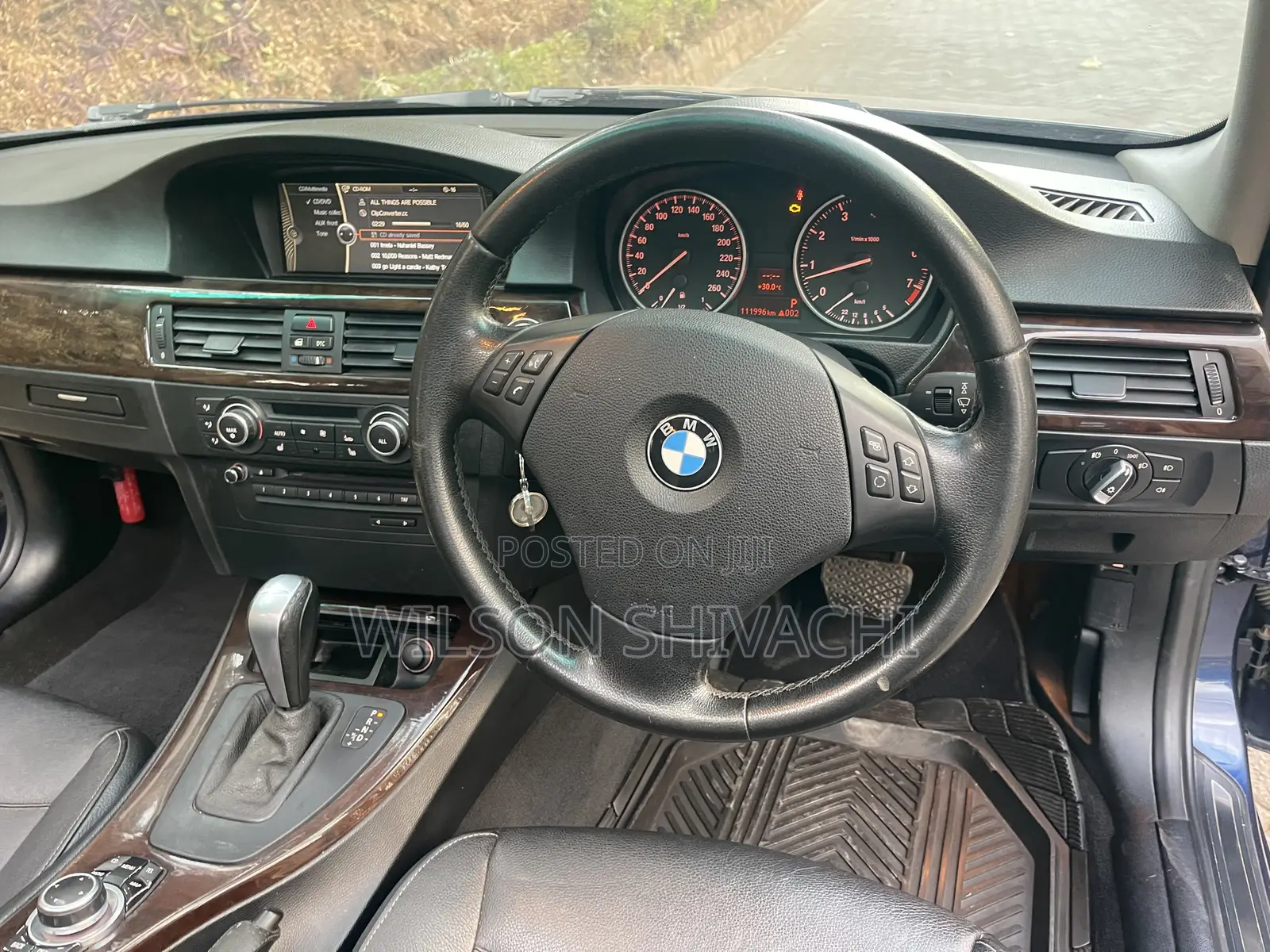 BMW 320i 2012 Blue