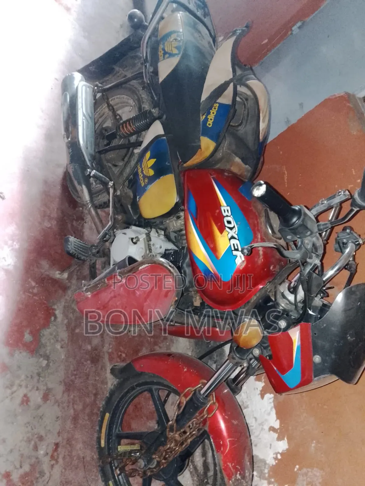 Bajaj Boxer 150 UG 2022 Red