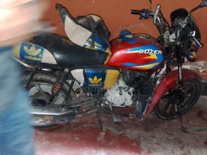 Bajaj Boxer 150 UG 2022 Red