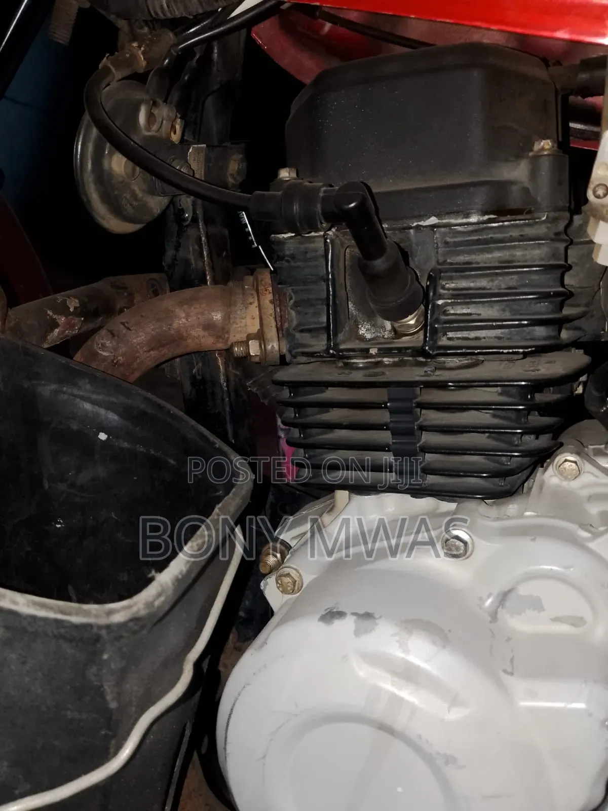 Bajaj Boxer 150 UG 2022 Red