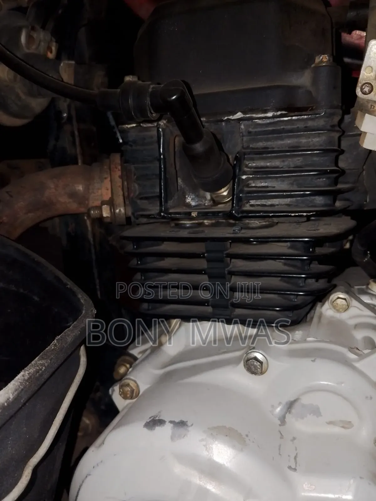 Bajaj Boxer 150 UG 2022 Red