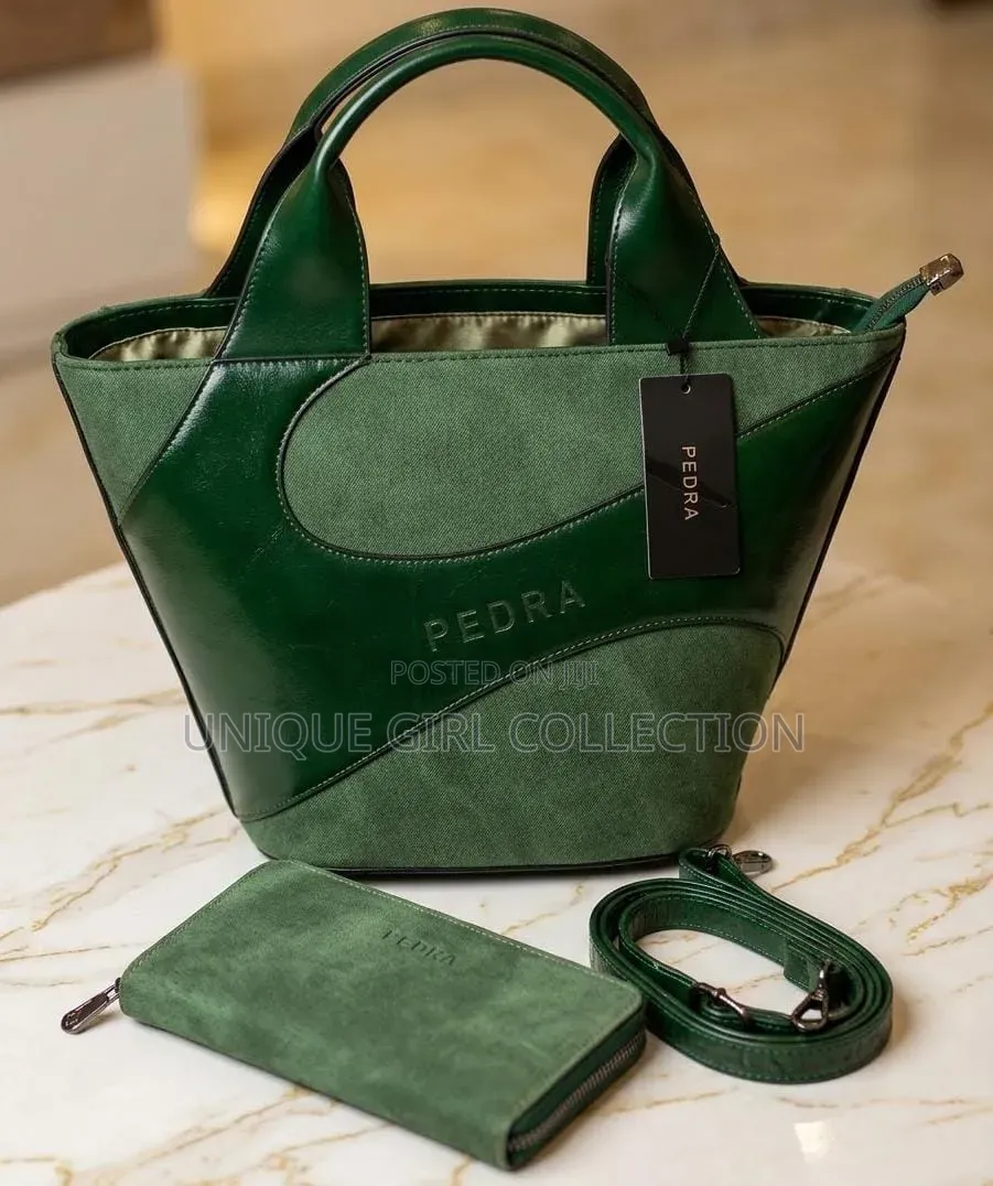 Sleek Pedra Luxury 2-in-1 Handbag Set – Elegant & Versatile