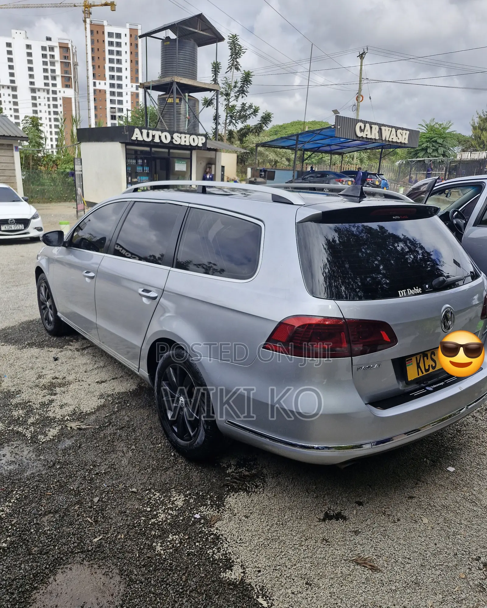 Volkswagen Passat 2011 Silver