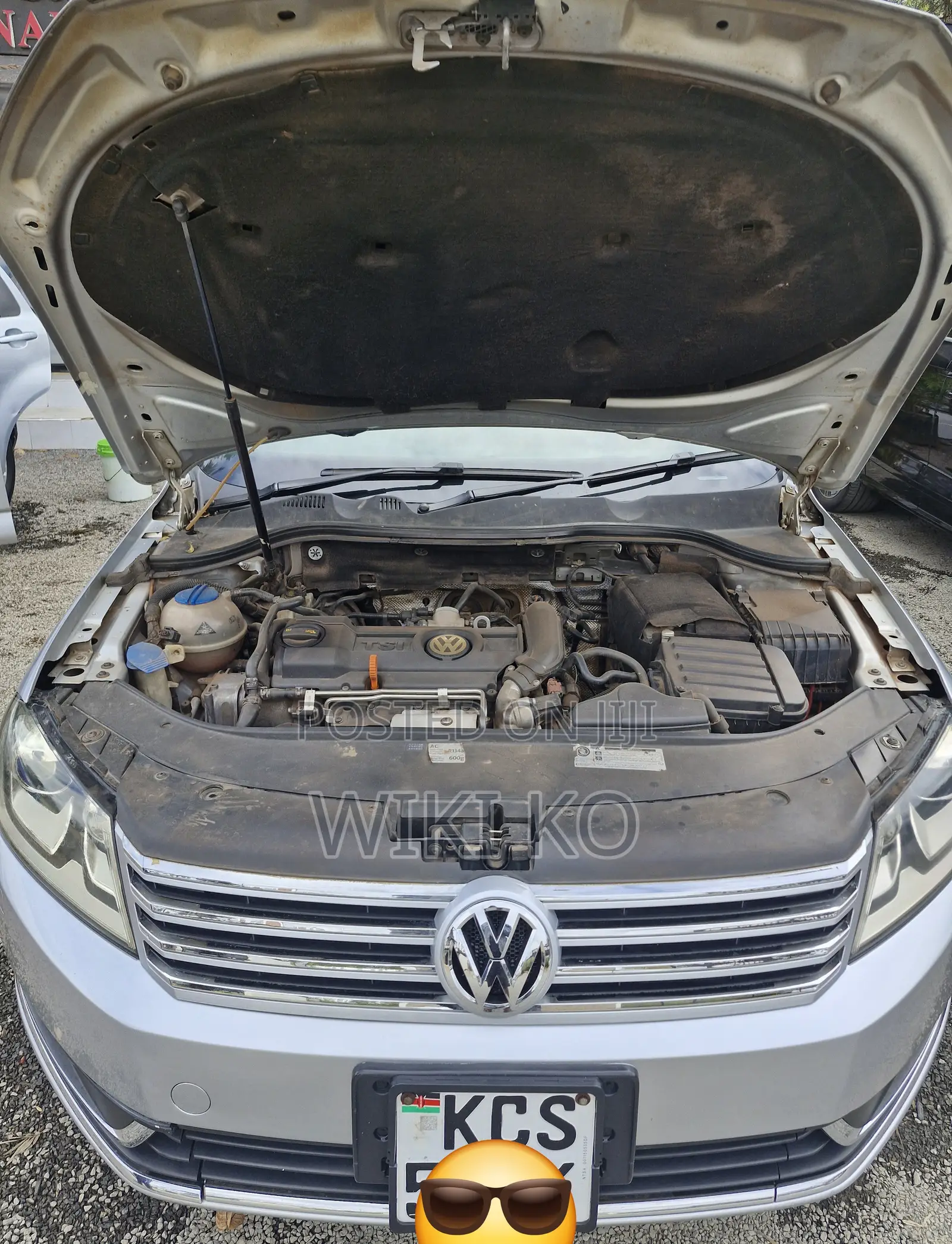 Volkswagen Passat 2011 Silver