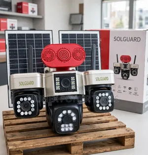 Four Lens 4G PTZ Solar Camera With High Siren Alarm