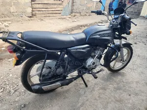 Bajaj Boxer 2017 Black