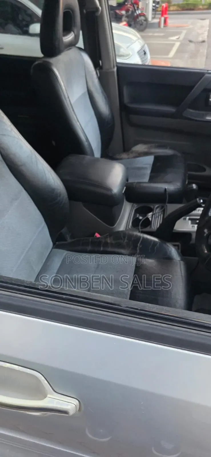 Mitsubishi Pajero Super Exceed 2006 Silver