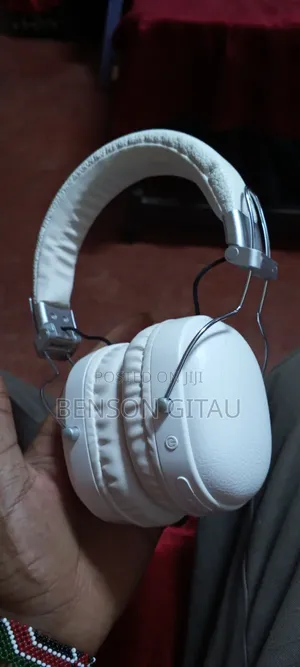 Miniso Headphones by Ben