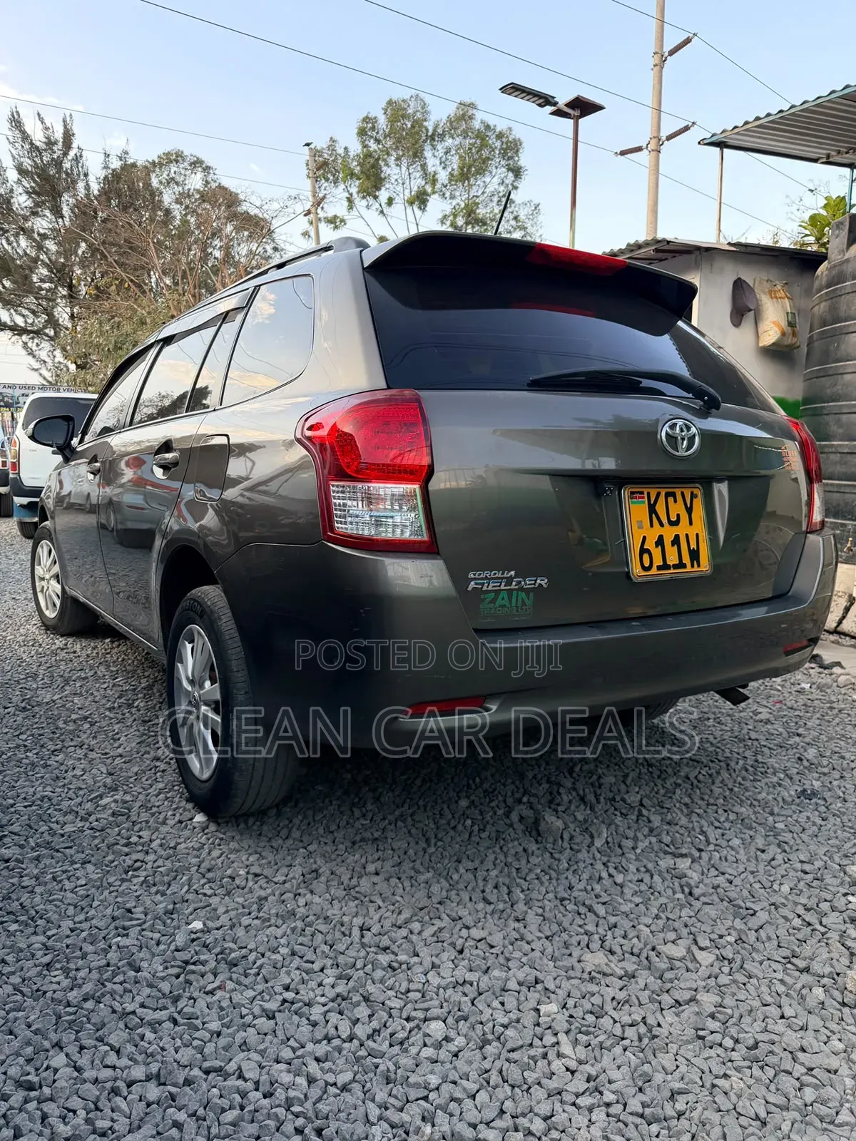 Toyota Corolla Fielder 2013