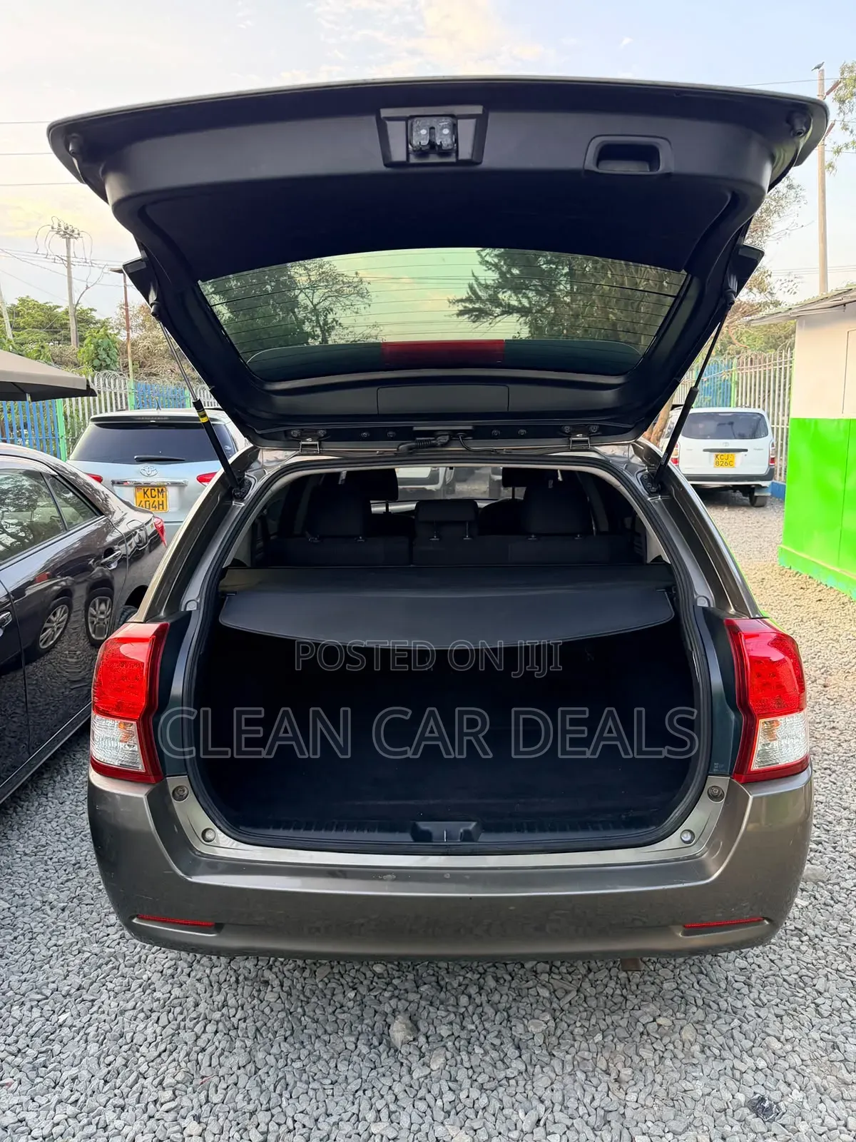 Toyota Corolla Fielder 2013