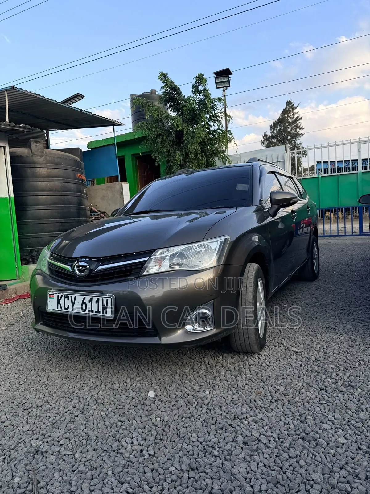 Toyota Corolla Fielder 2013