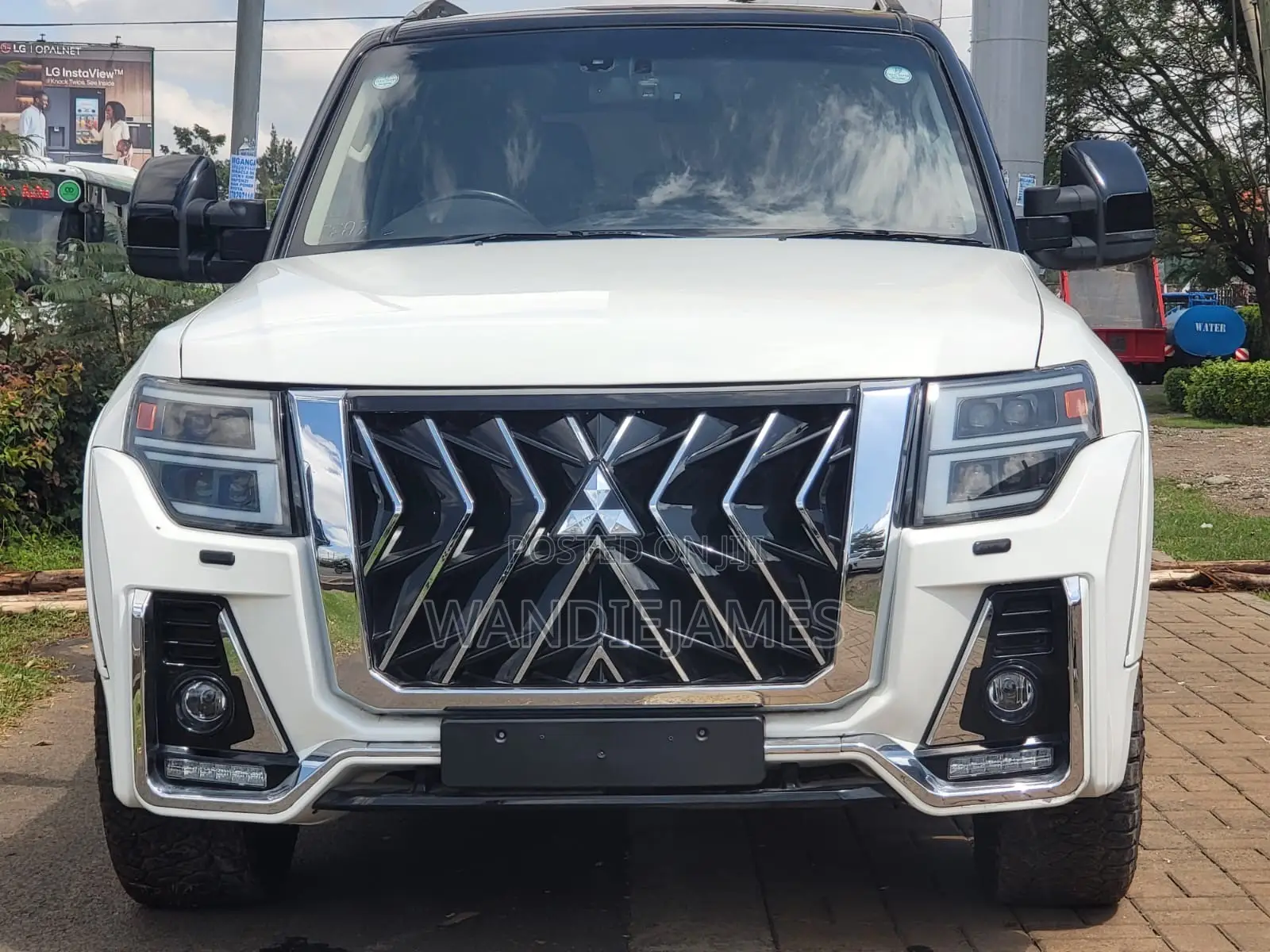 Mitsubishi Pajero Exceed 2020 White