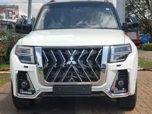 Mitsubishi Pajero Exceed 2020 White