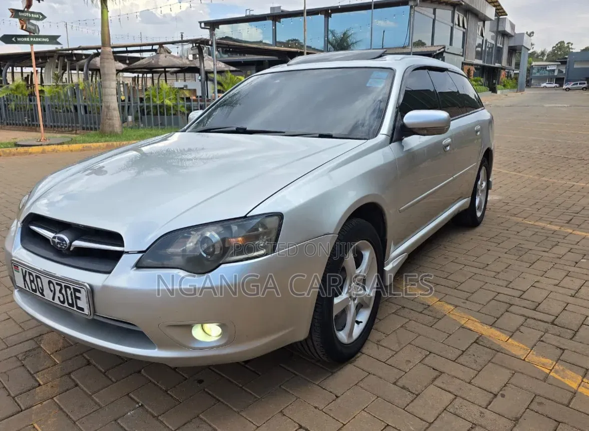 Subaru Legacy 2005 Silver