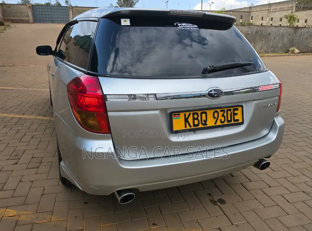 Subaru Legacy 2005 Silver
