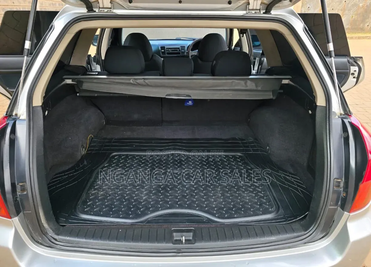Subaru Legacy 2005 Silver