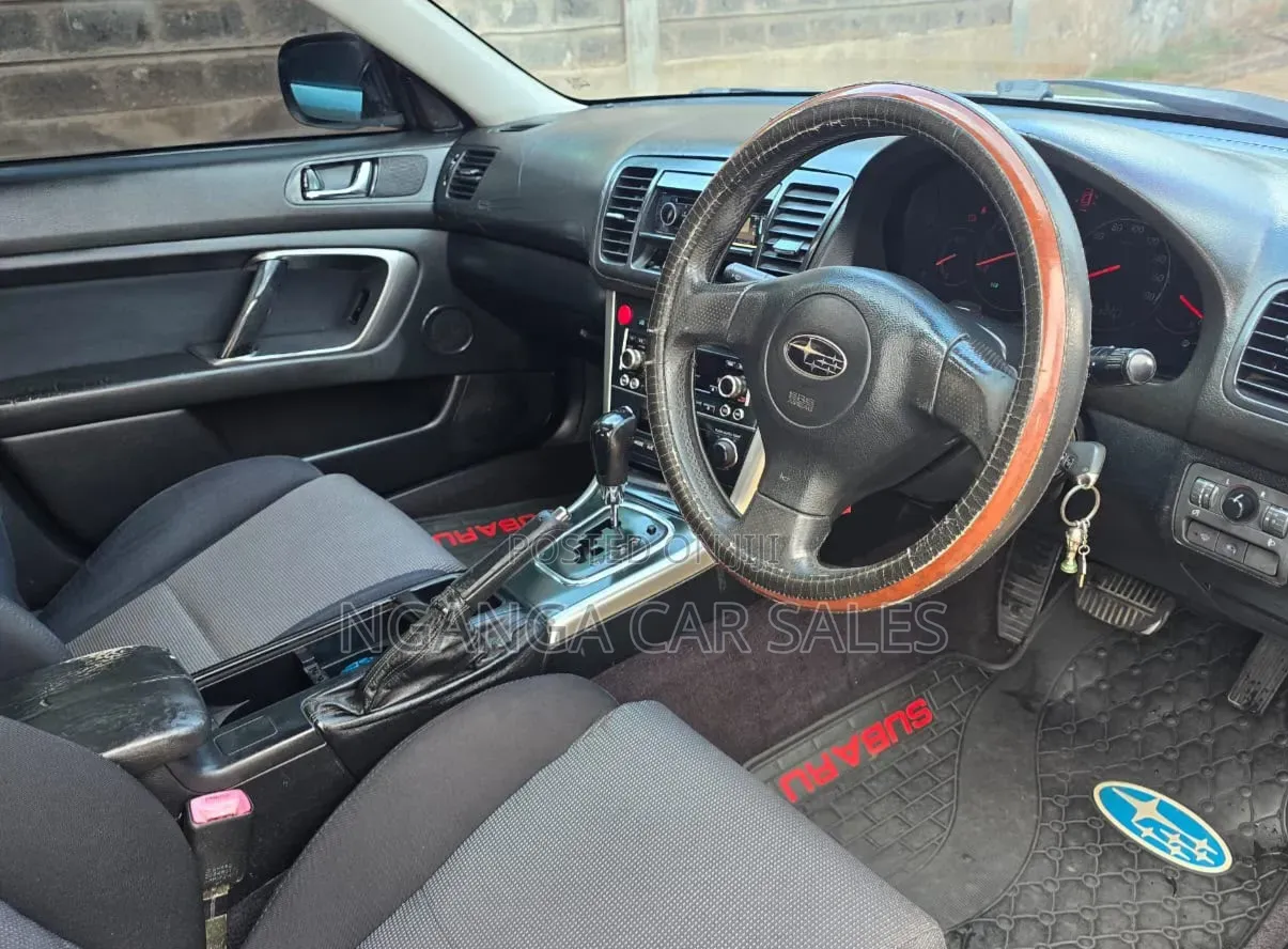 Subaru Legacy 2005 Silver