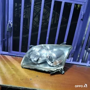 Toyota Avensis Model 2008 Non Xenon Headlamp, Clean Ex Japan