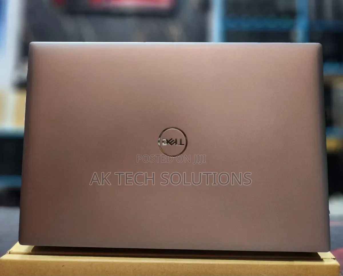 Laptop Dell Precision 5470 32GB Intel Core i7 SSD 512GB