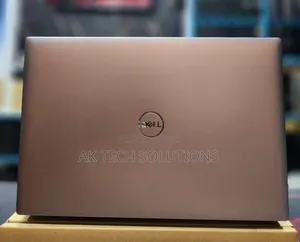 Laptop Dell Precision 5470 32GB Intel Core i7 SSD 512GB