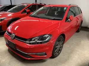 Volkswagen Golf Variant 2019 Red