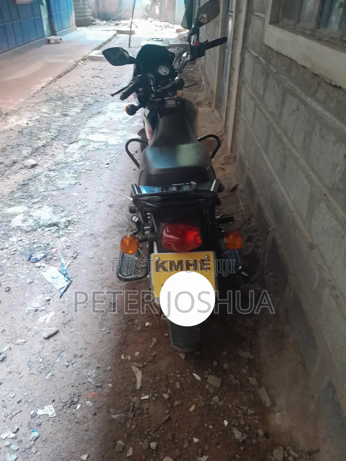 TVS HLX 125 2025 Black
