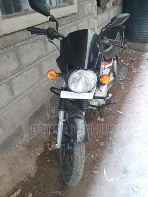 TVS HLX 125 2025 Black