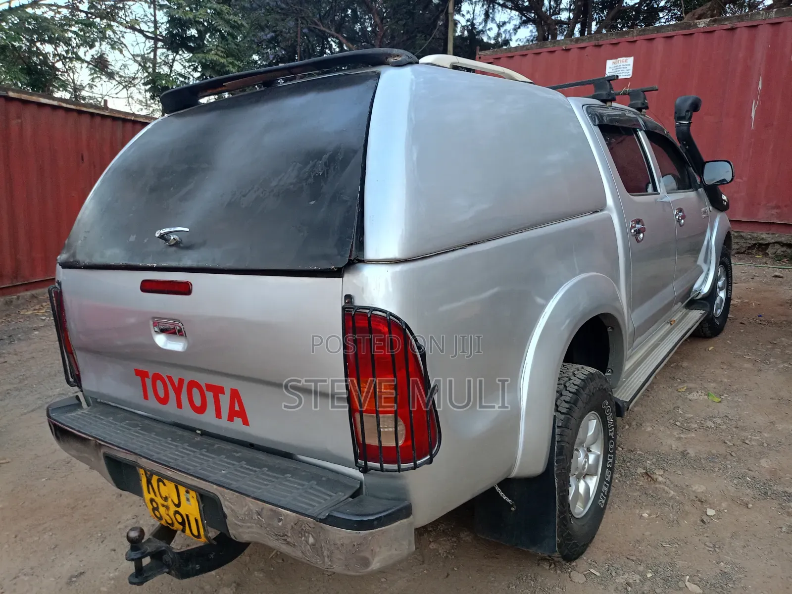 Toyota Hilux 2009 Silver