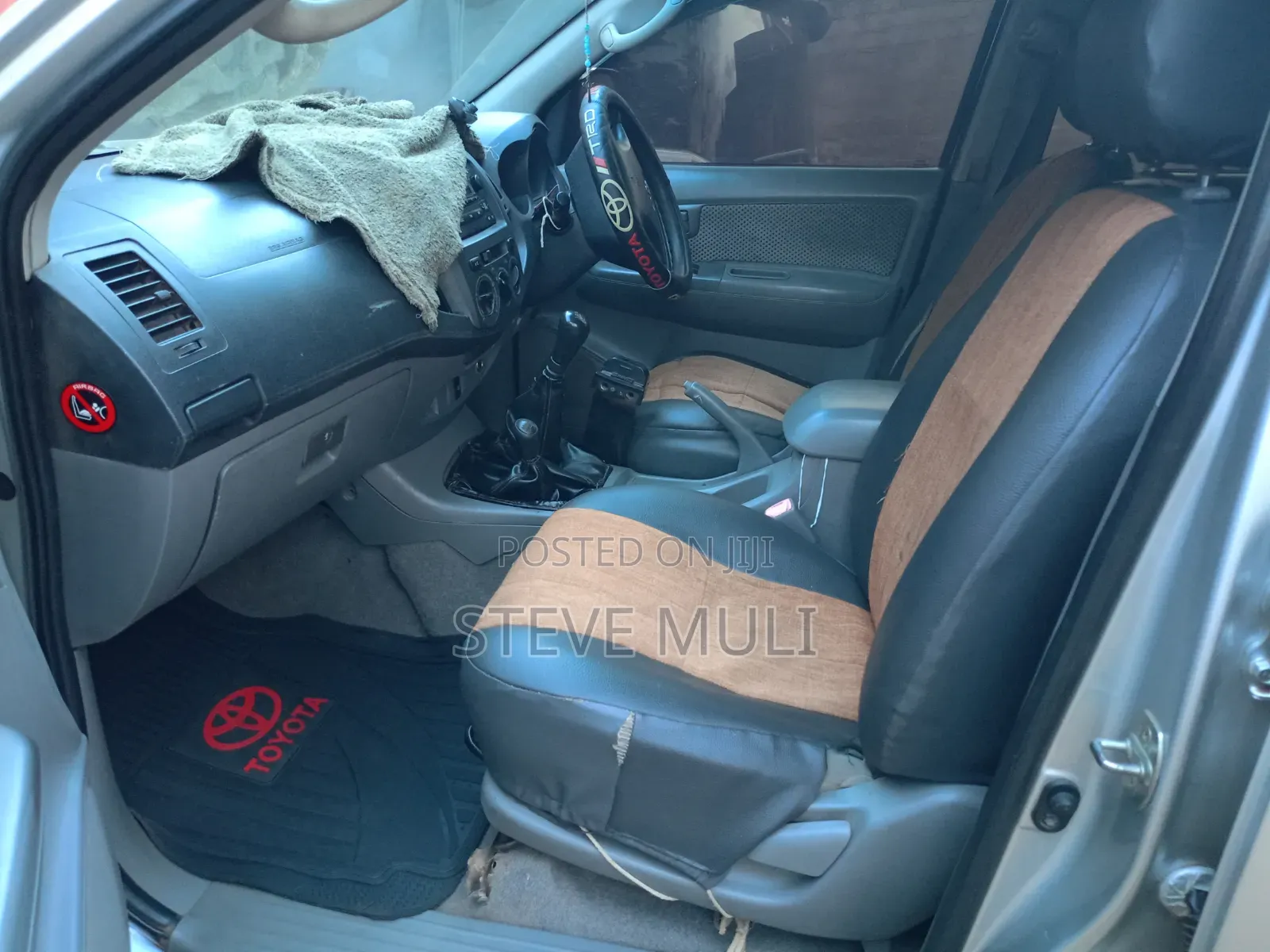 Toyota Hilux 2009 Silver